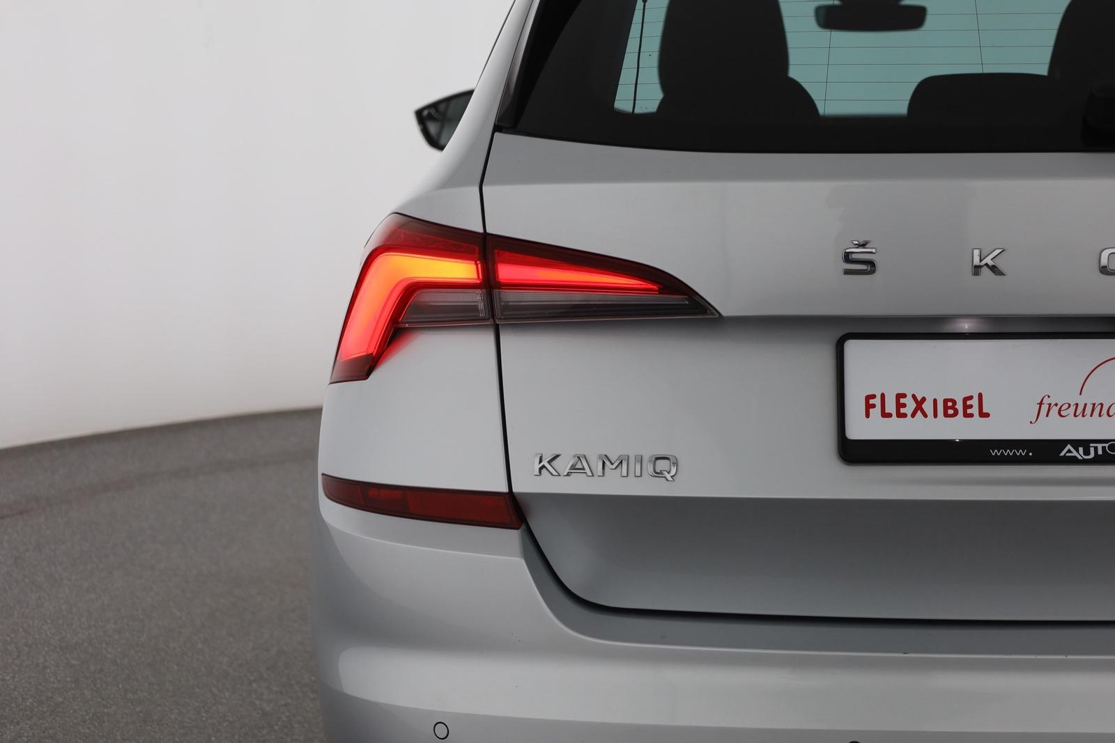 Skoda Kamiq 1.0 TSI DSG Ambition SmartLink Kamera ACC