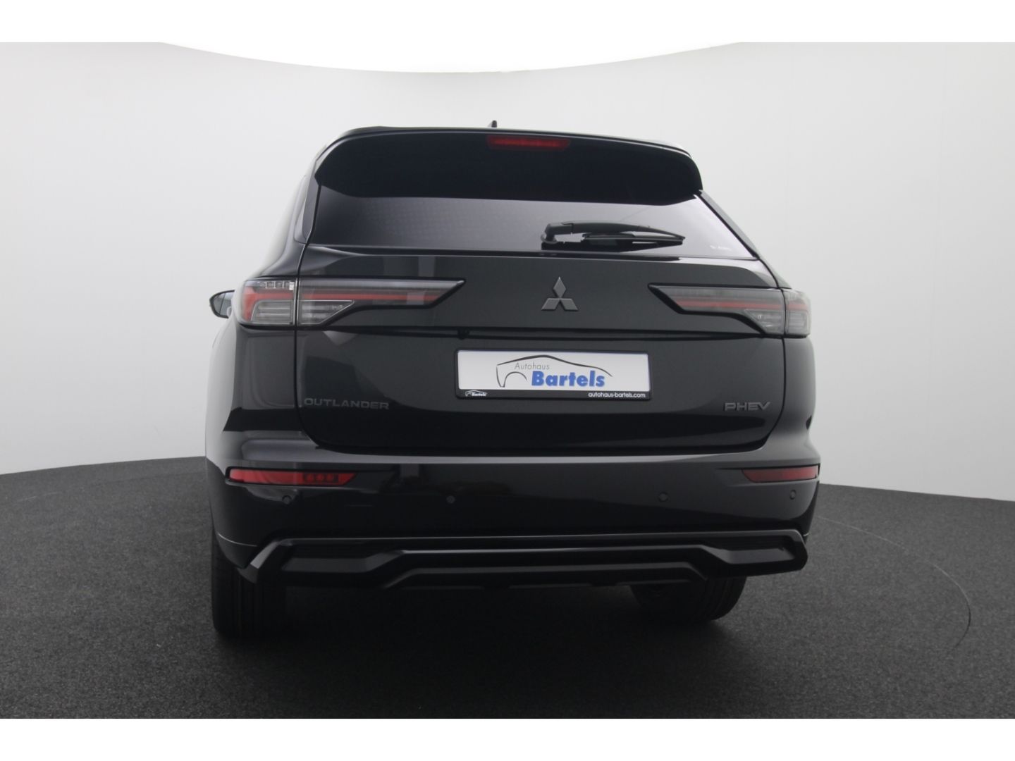 Fahrzeugabbildung Mitsubishi Plug-in Hybrid Outlander Diamant TOP Black mit L