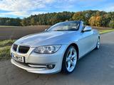 BMW 330dA Cabrio Top Zustand / BMW Scheckheft - gebrauchte BMW 330 aus dem Jahr 2011