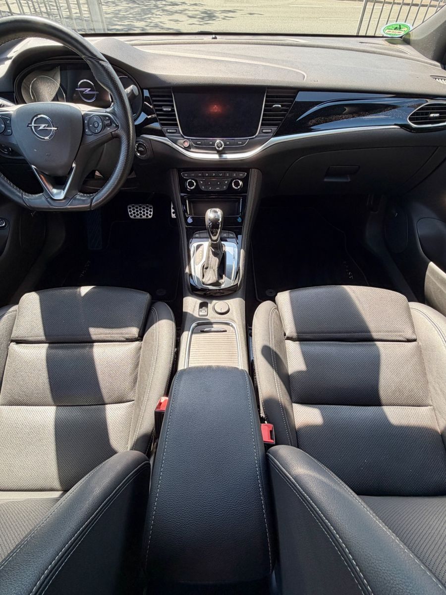 Fahrzeugabbildung Opel Astra K Sports Tourer Ultimate Start/Stop