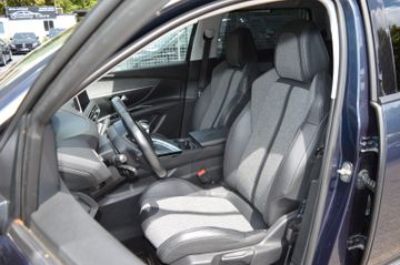 Peugeot 5008 - 8