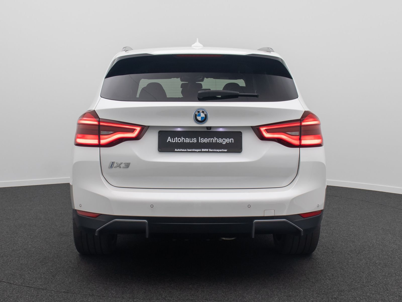 Fahrzeugabbildung BMW iX3 IMPRESSIVE ACC 360° Panorama HUD DAB 20Zoll