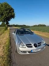 Mercedes-Benz Mercedes SLK 200 // 2. Hand // Nackenheizu... - Mercedes-Benz SLK-Klasse in Bielefeld