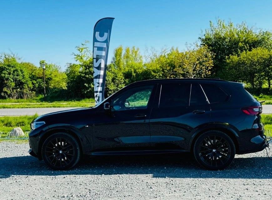 Image of BMW X5