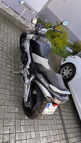 Suzuki GSR600 - SUZUKI GS 600