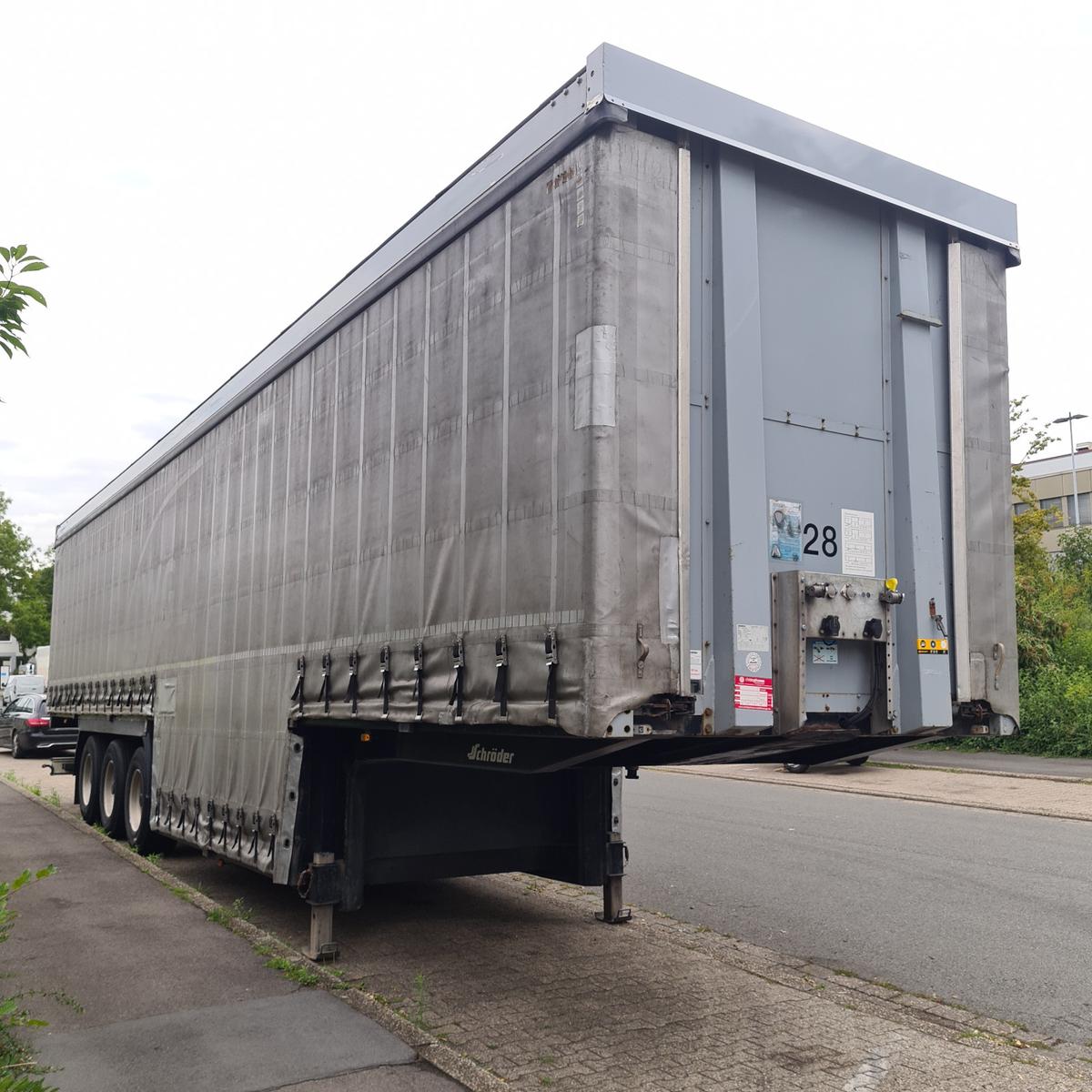 Andere Schröder ST 11/24 Getränkeauflieger mit Hubdach