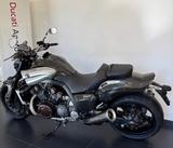 Yamaha V-MAX 1700 Carbon - YAMAHA MOTORRAD