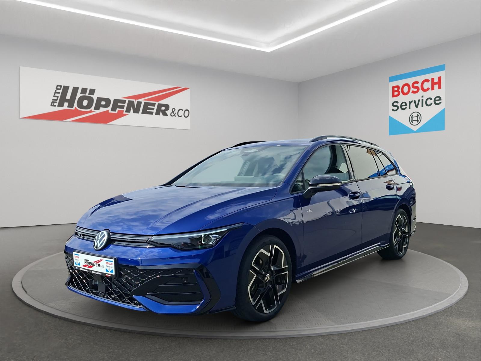 Volkswagen Golf VIII Variant 1.5 eTSI DSG R-Line / Black