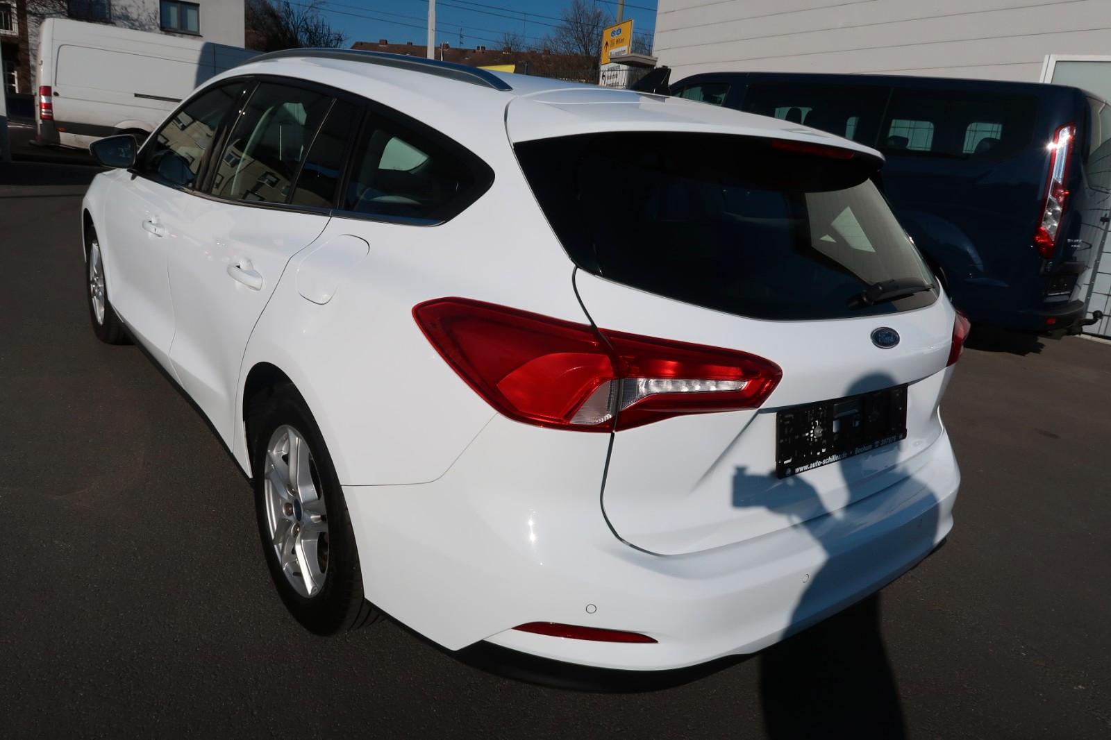 Ford Focus Turnier Cool & Connect # LED # incl. MWST.