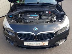 Fahrzeugabbildung BMW 225xe AT iPerformance Advantage Navi PDC Tempo