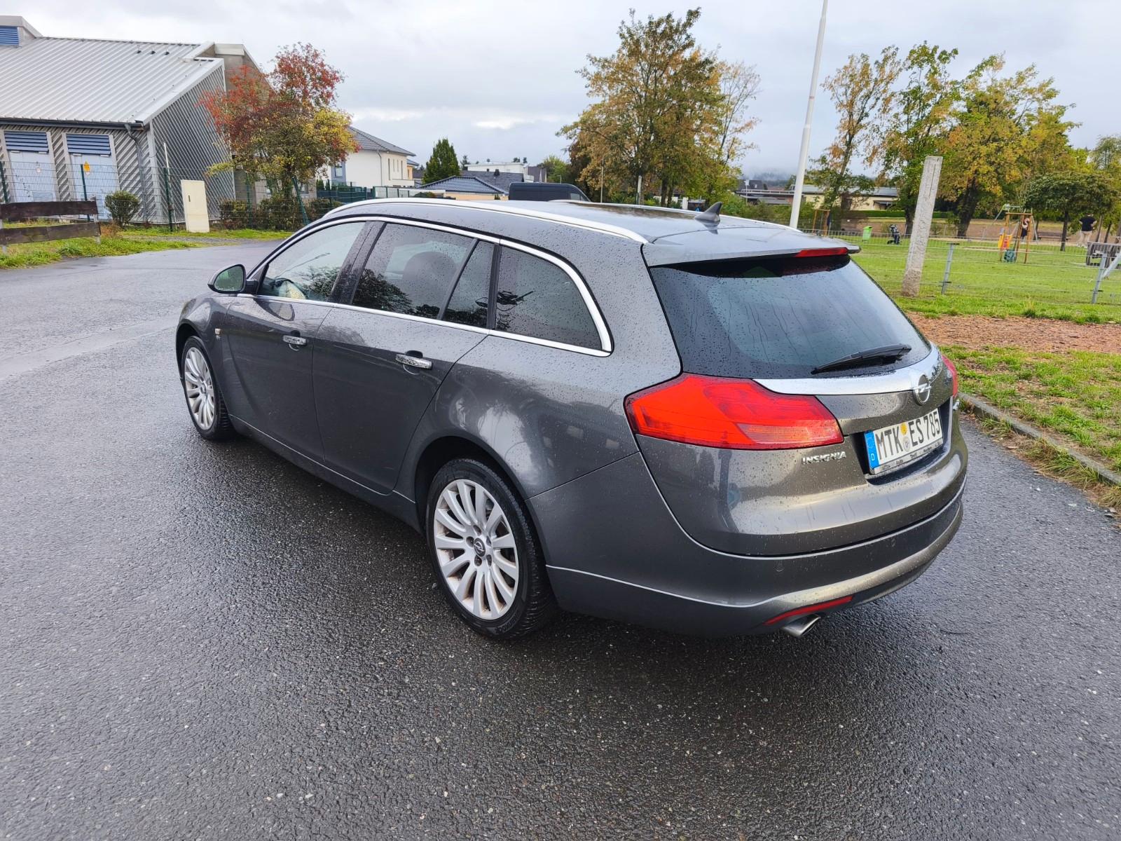 Opel Insignia Sports Tourer 2.0 CDTI AT 4x4