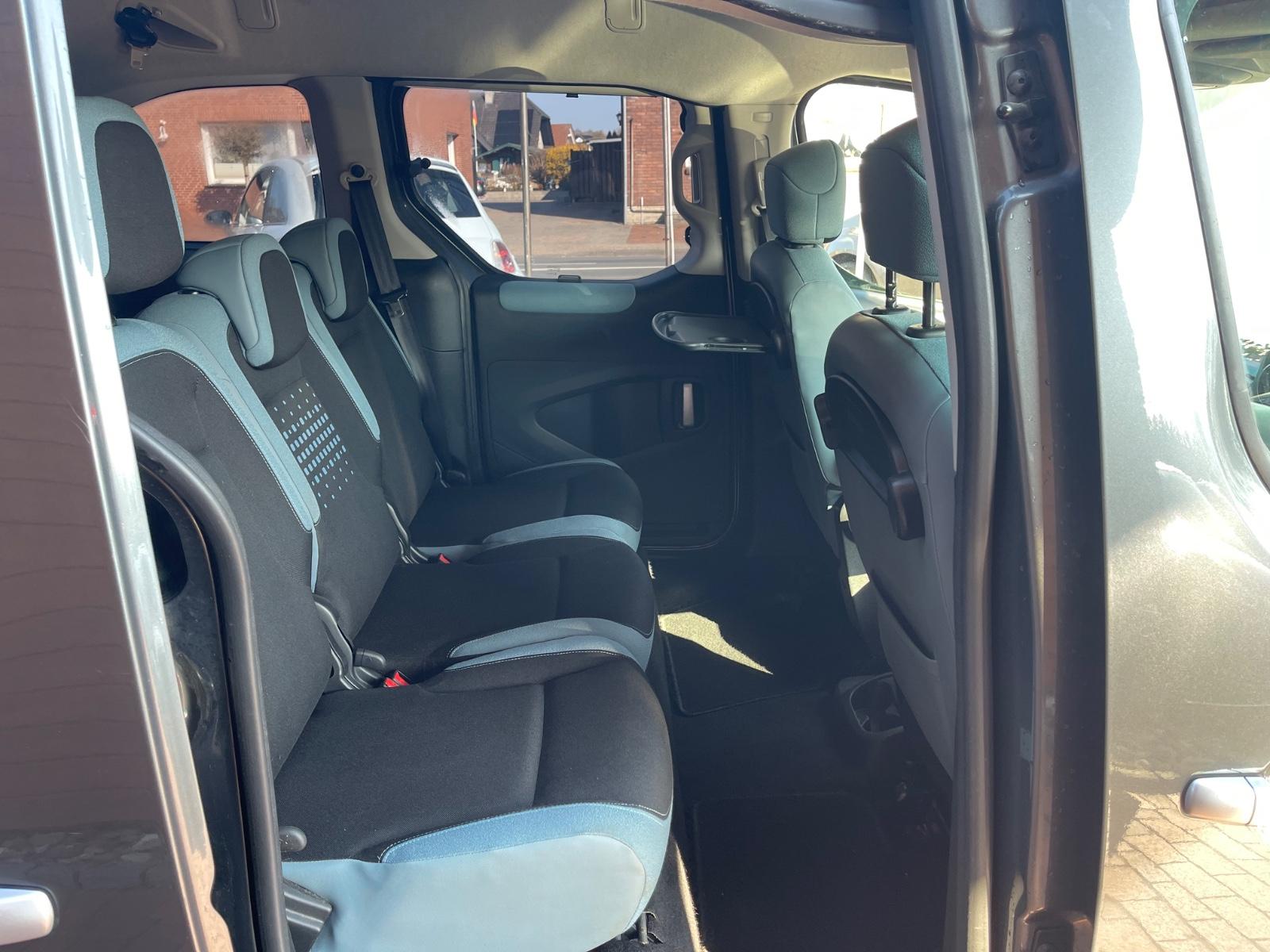 Citroën Berlingo Kombi Selection*5SITZER*SHZ*PDC*NAVI*