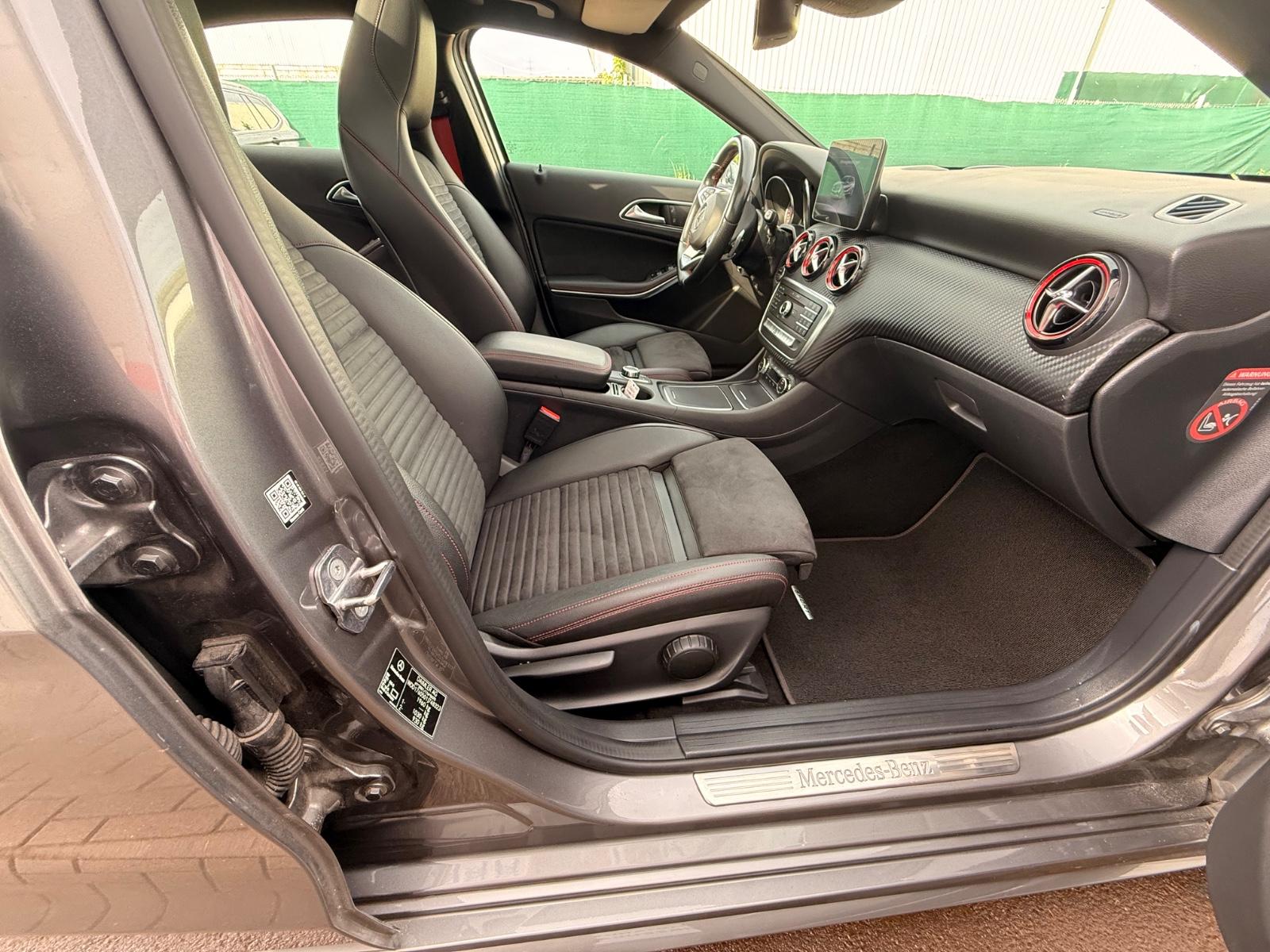 Mercedes-Benz A 250 Sport Pano,, Klima, AMG-Styling-Sport, PDC