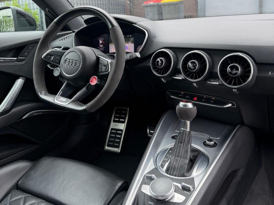 Audi TT Coupe TT RS Coupe 2.5 TFSI quattro/Kamera