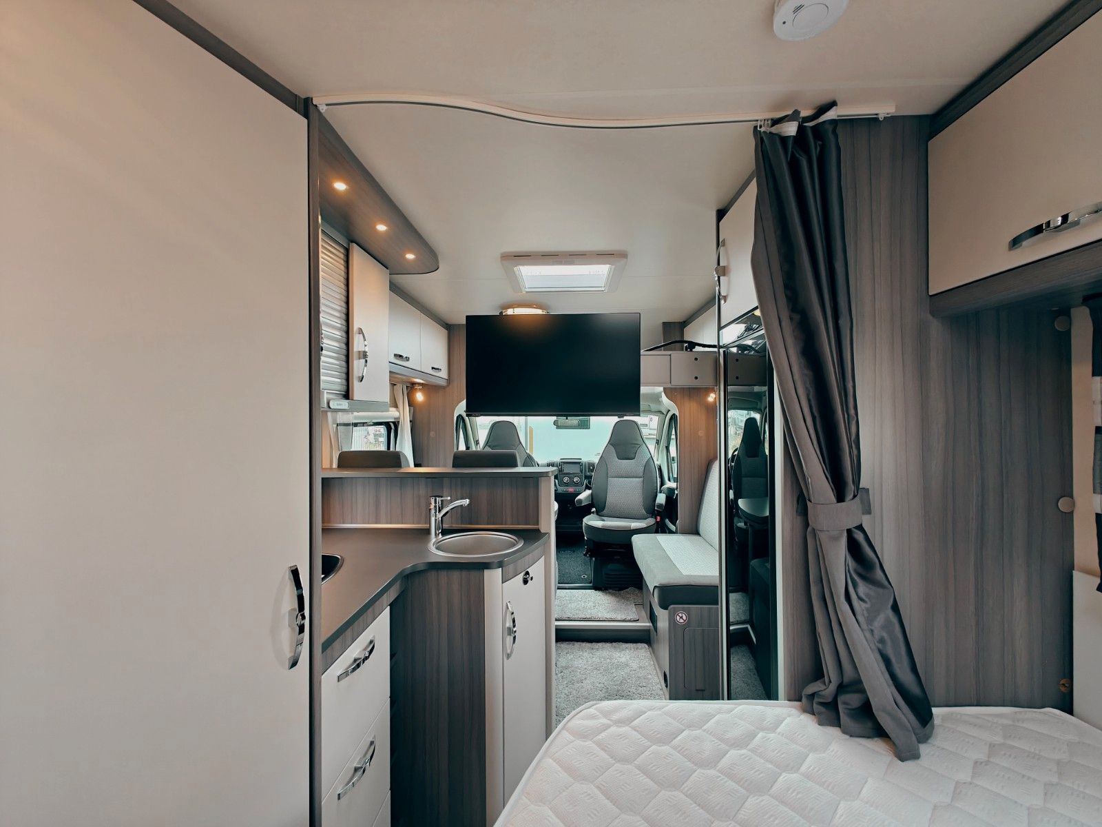 Fahrzeugabbildung Hobby OPTIMA OnTour T70 F - 1. HAND