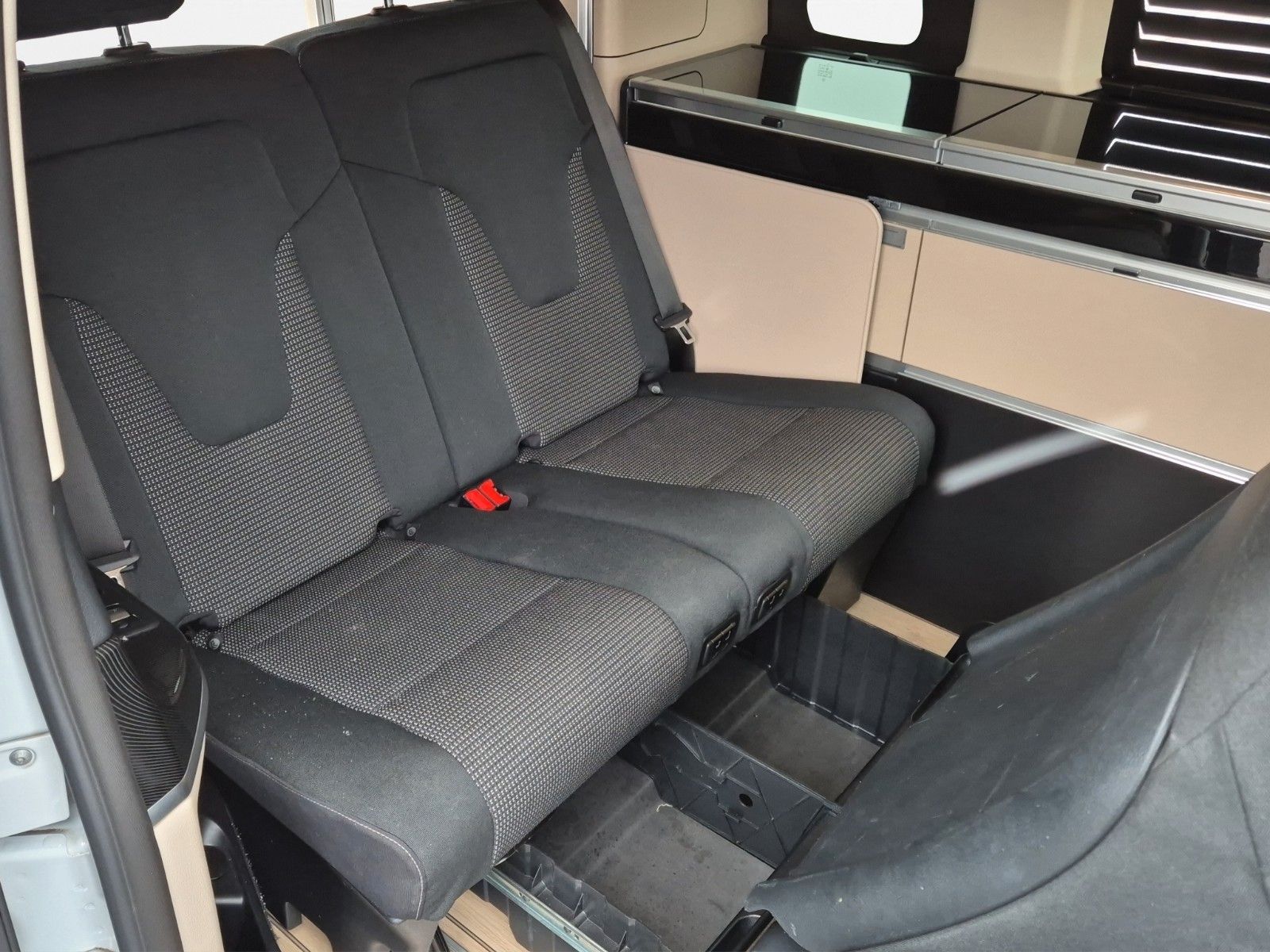 Fahrzeugabbildung Mercedes-Benz V220D MARCO POLO MY LIFFE EDITION SOLAR 360°