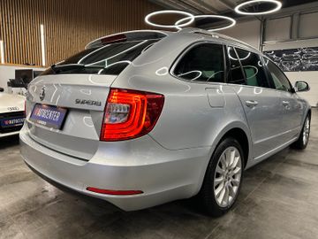 Skoda Superb Combi Exclusive *Xenon*PDC*Klima*DAB*Navi
