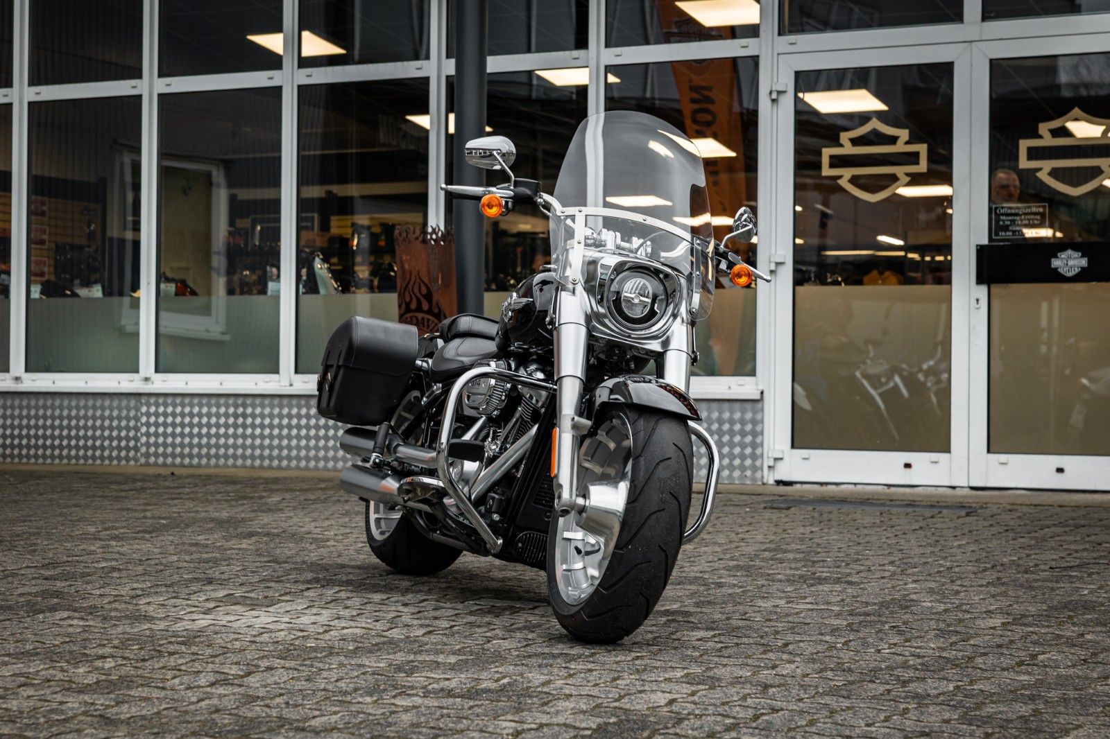 Fahrzeugabbildung Harley-Davidson FLFBS FAT BOY SOFTAIL 114 CUI - Screaming Eagle