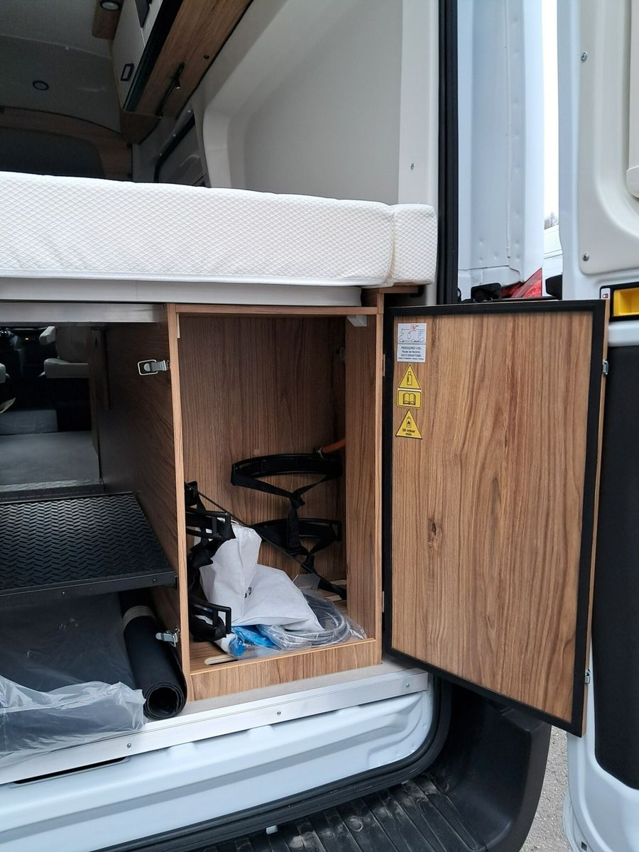 Fahrzeugabbildung Karmann Dexter 4x4 DE 570 AW 170 PS, Alufelgen, AHK TZ