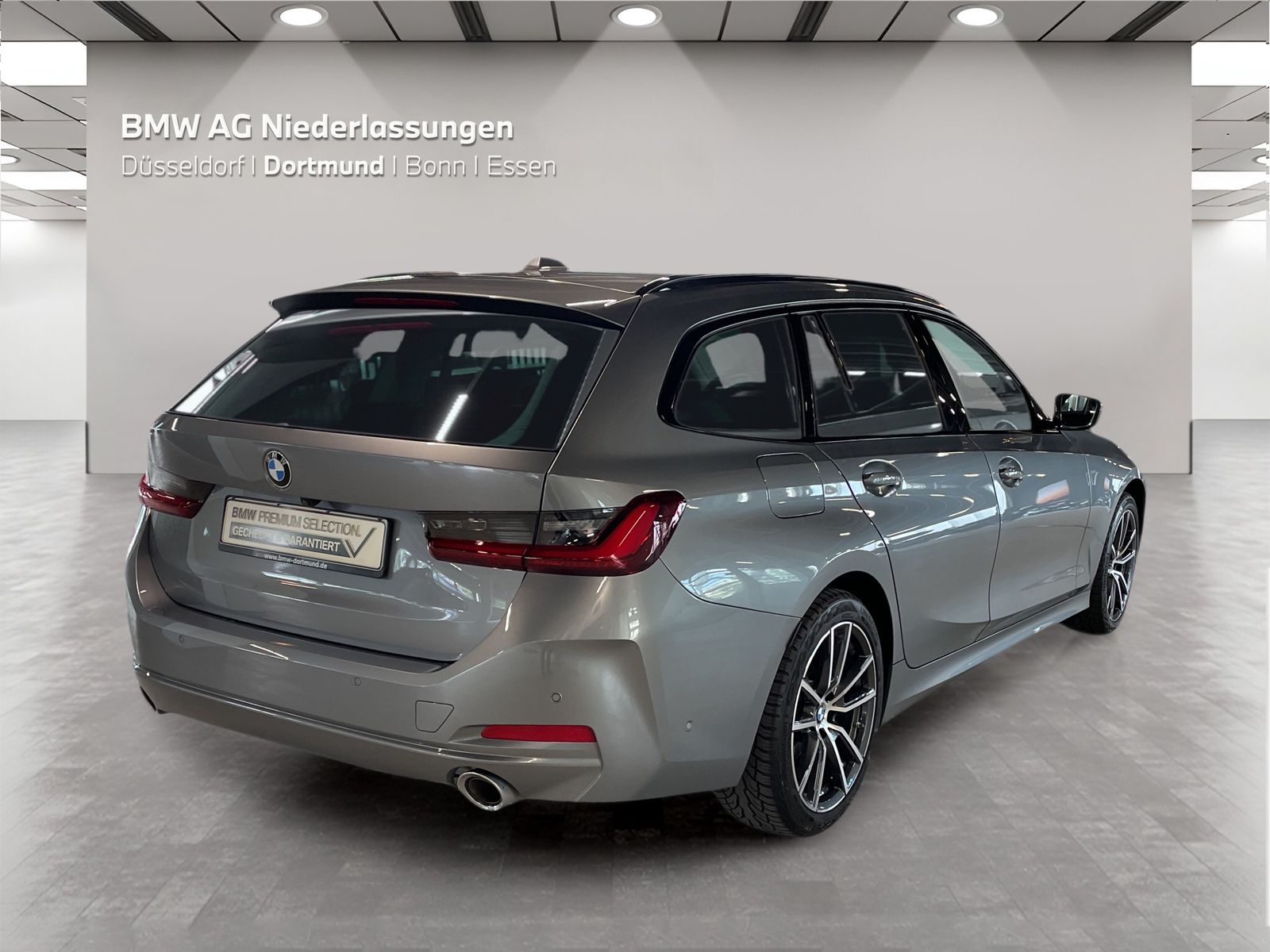 BMW 320i Touring Standheizung Harman K Kamera LED foto 2