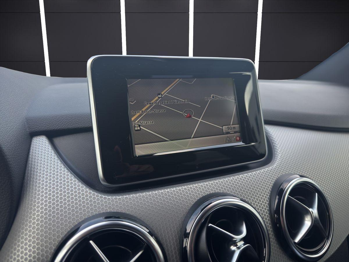 Mercedes-Benz B 180 Bi-Xenon  NAVI Park-Assistent AHK SHZ
