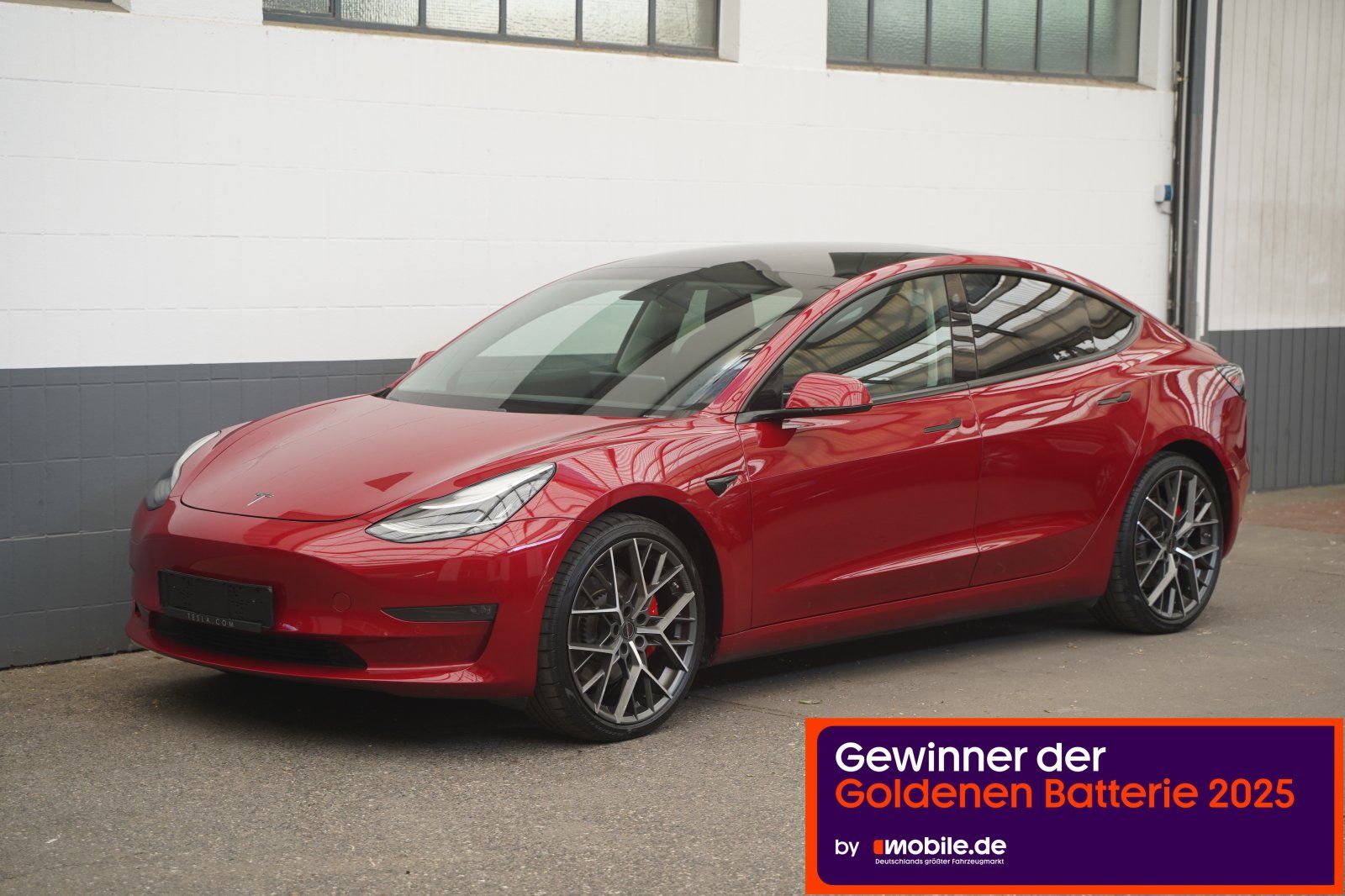TESLA Model 3
