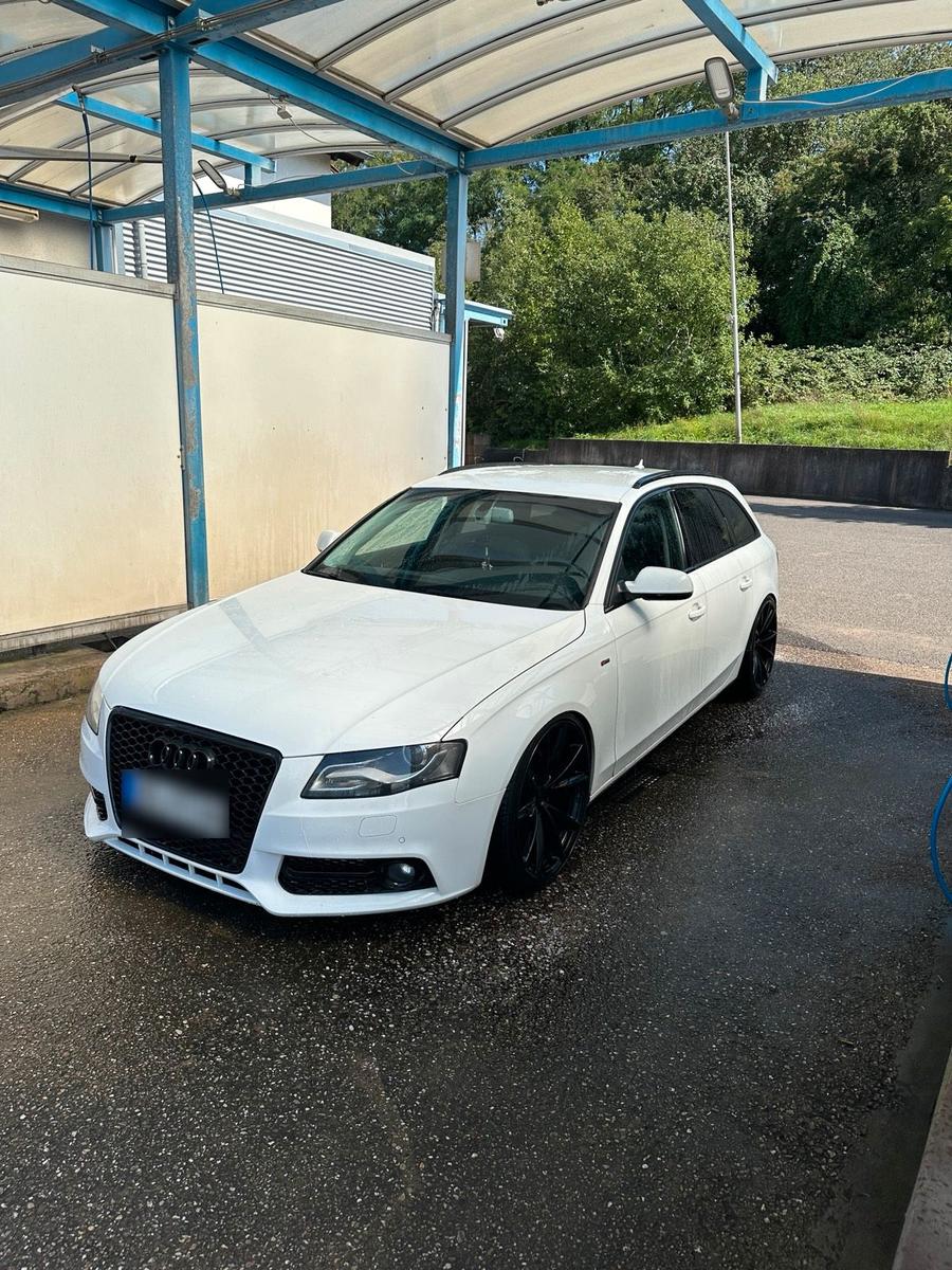 Audi A4 2011 — photo 5