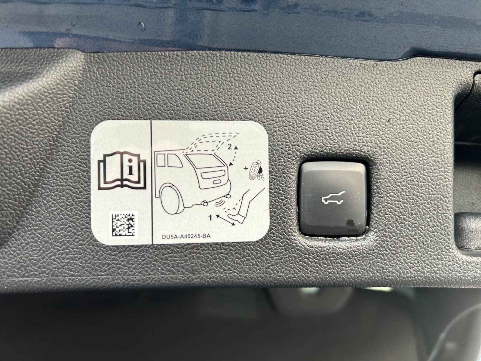 Fahrzeugabbildung Ford Kuga 2.5 PHEV ST-Line X Aut.LED/ACC/KAMERA/B&O/