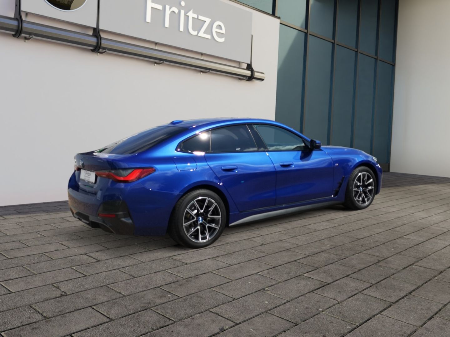BMW i4 eDrive 40 M Sport LASER KLIMAAUTO NAVI SHZ foto 6