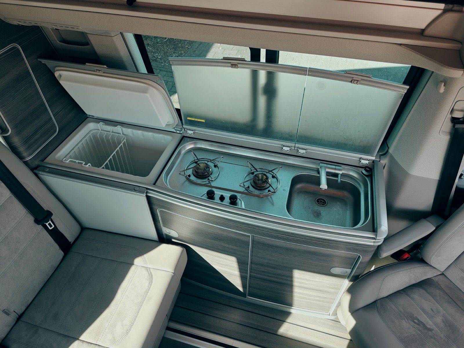 Fahrzeugabbildung Volkswagen CALIFORNIA OCEAN 4MOTION - TRAUMWAGEN!