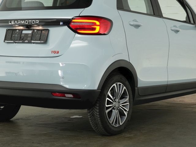 T03 DESIGN 37,3 kWH+RÜCKFAHRKAMERA+PANORAMADACH+