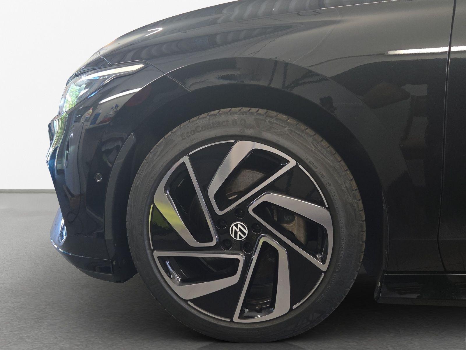 Volkswagen ID.7 Pro Black Style *Navi*Wärmep*IQ-Light*IQ-Dr