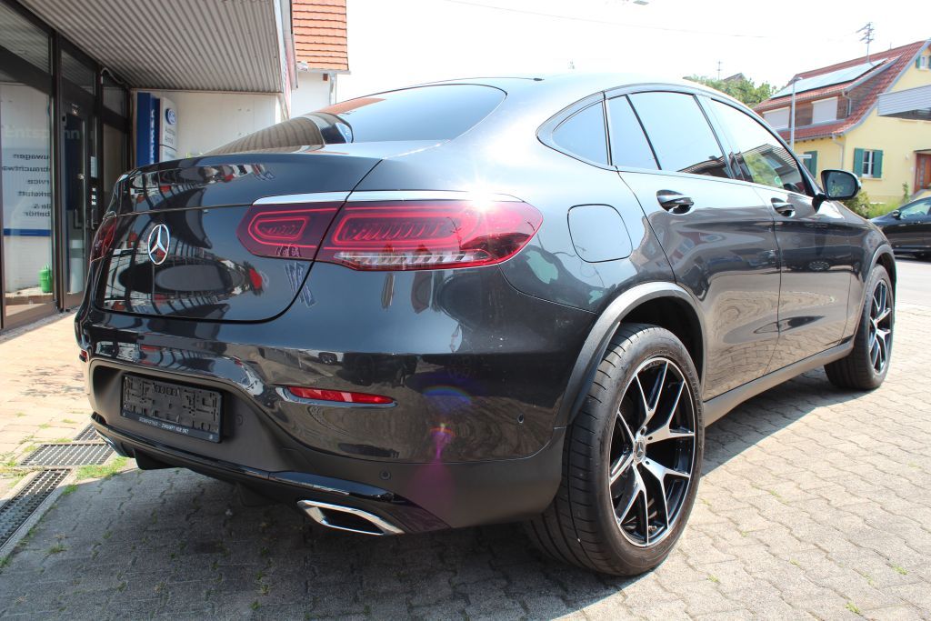 Mercedes-Benz GLC-Coupe 200 4Matic 9G-TRONIC AMG Line foto 4