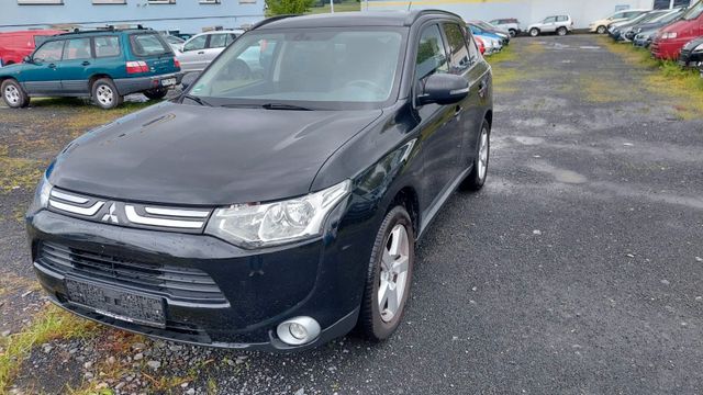 Mitsubishi Outlander ClearTec Invite 2WD