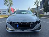 Hyundai Elantra 1.6 - Hyundai Elantra