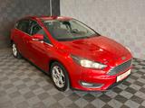 Ford Focus Lim.*TITANIUM*BUSINESS-TEMPO-SHZ-NAVI-PDC - gebrauchte Ford Focus aus dem Jahr 2016