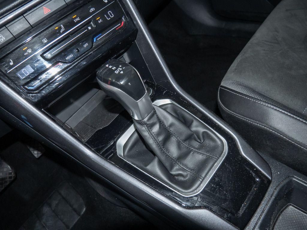 Volkswagen T-Roc 1.5 TSI DSG Style LED Kamera APP ACC SHZG, миниатюра 14