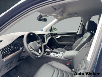 Volkswagen Touareg - 11