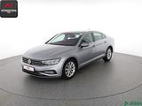 Volkswagen Passat 1.5 TSI DSG KAMERA,ACC,SPURHALTE,SITZHEIZ - Volkswagen Passat: 1.5
