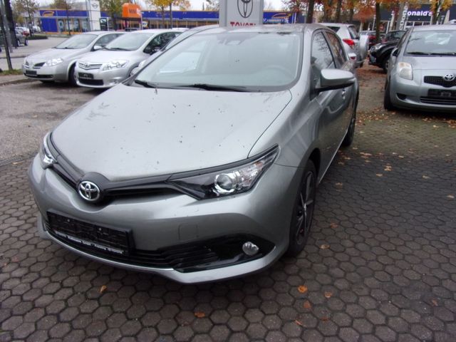 Toyota Auris 1.2 Turbo Team Deutschland