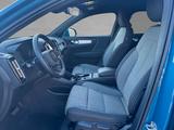 Volvo XC40 B3 Mild-Hybrid Core AHK LED - blaue Volvo XC40