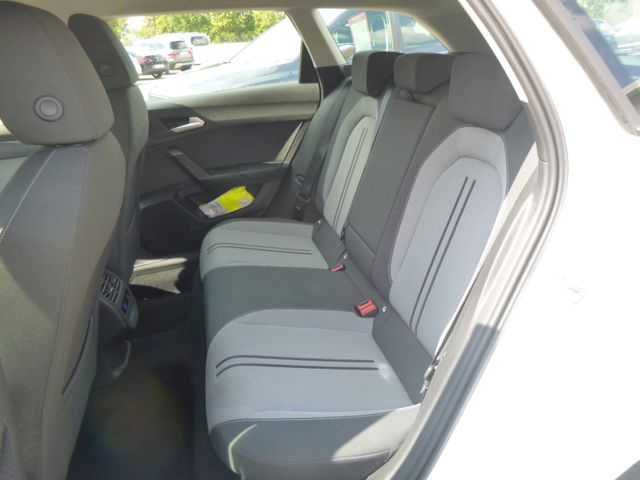 Fahrzeugabbildung Seat Leon Sportstourer 2,0 TDI >AUT/NAV/LED/SHZ/PDC<