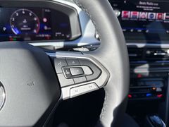 VW T-Roc Limited 1.5DSG AHK LED ACC  8Fach