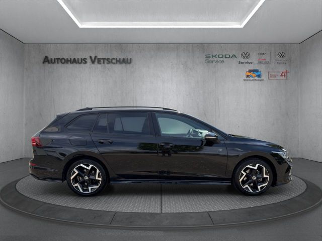 Golf VIII Variant R-Line 1.5 TSI DSG Bluetooth