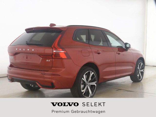 Volvo XC60 B4 Mild-Hybrid Benzin Plus Dark Autom.