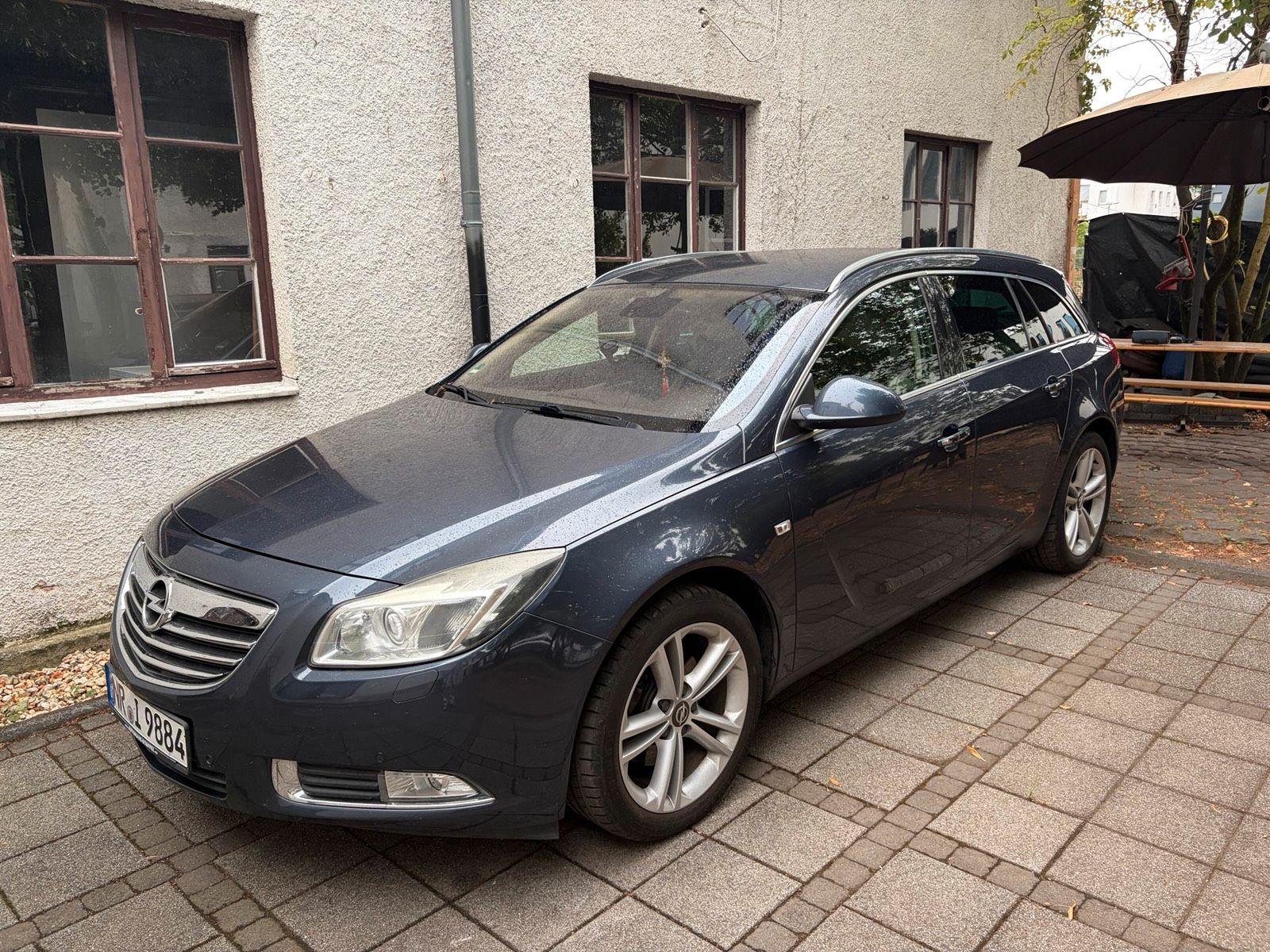 Opel Insignia, 2009