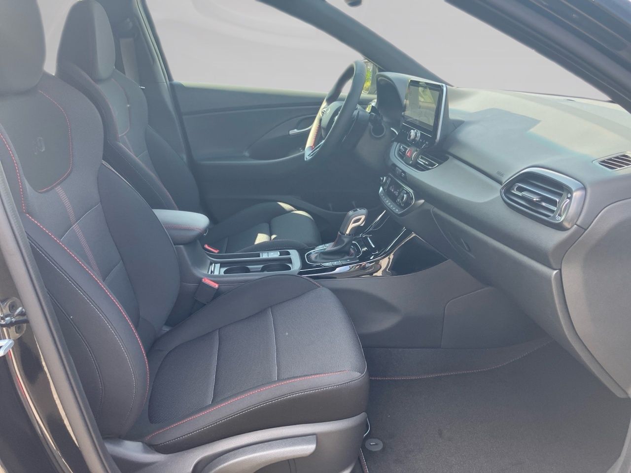 Fahrzeugabbildung Hyundai i30 N-LINE AUT Fernlichtass. Kam. KeyLess KlimaA