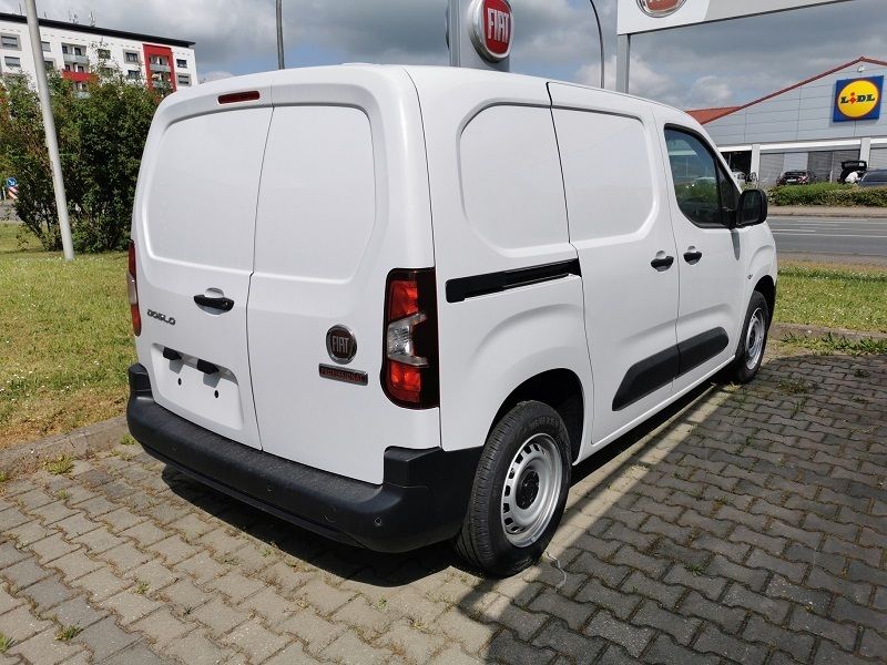 Fahrzeugabbildung Fiat Doblo KaWa L1 1.2 Puretech