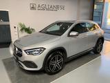 Mercedes-Benz MERCEDES-BENZ GLA 200 Automatic Premium - Mercedes GLA 200 mit Halbautomatikschaltung