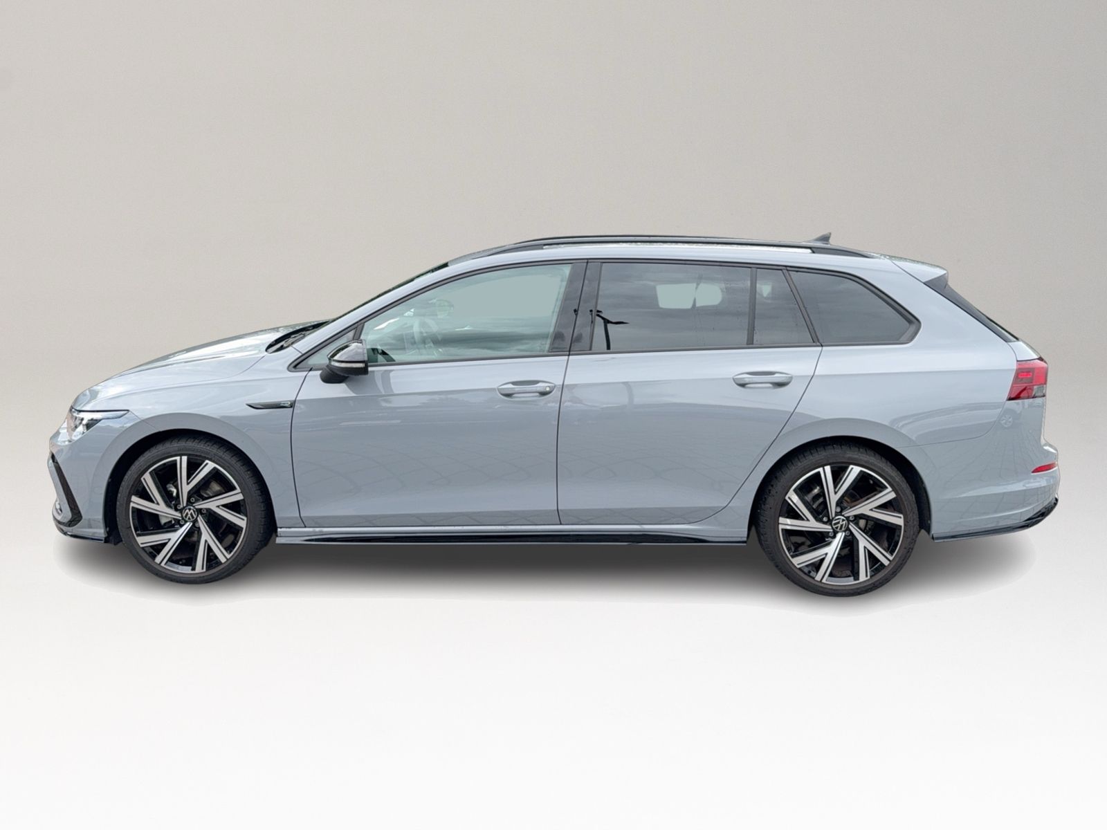 Golf Variant R-Line 1.5 eTSI, Navi, BlackStyle,